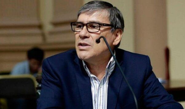Escándalo en la frontera: Imputan por contrabando millonario a ex diputado y ordenan captura internacional de su socio