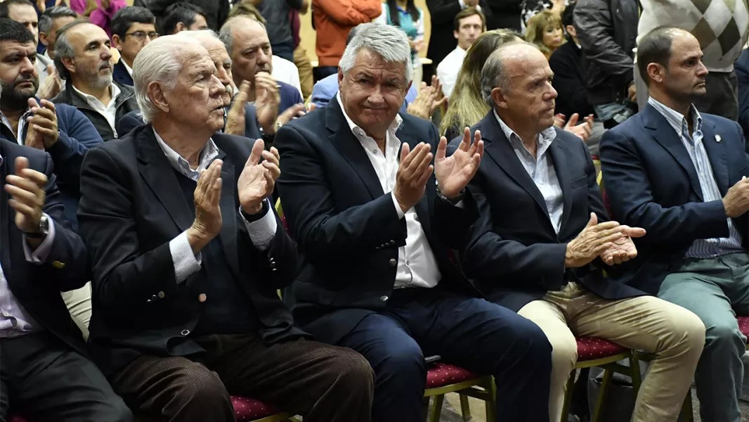 Menos impuestos, más política: el giro fiscal de Salta
