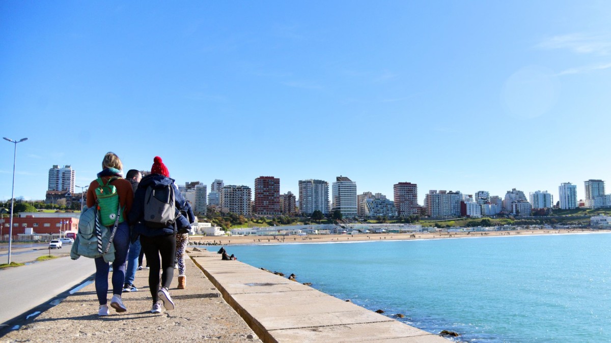 Más turistas, menos gasto: El “ajuste silencioso” que marcó la Semana Santa 2026