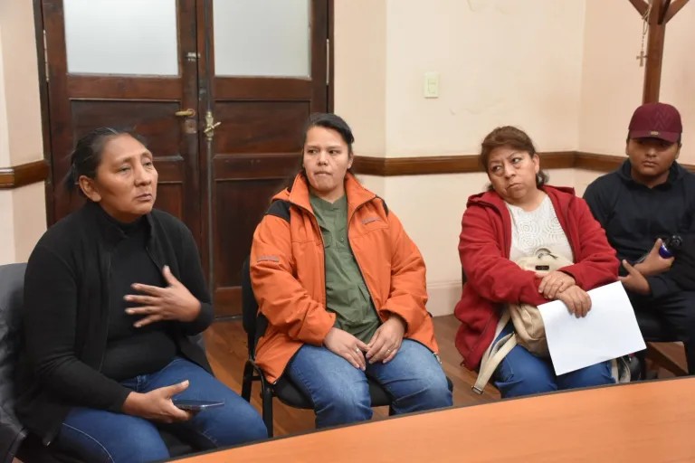 Sin transbordo gratis: El costo oculto que asfixia a las empleadas domésticas