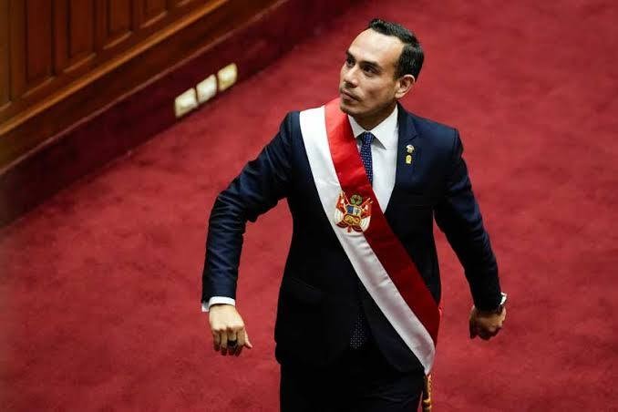 Perú volvió a cambiar de presidente: El Congreso destituyó a José Jerí tras solo cuatro meses