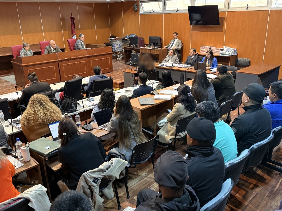 Testigos apuntan al descontrol interno y al ingreso de drogas en el penal de Villa Las Rosas