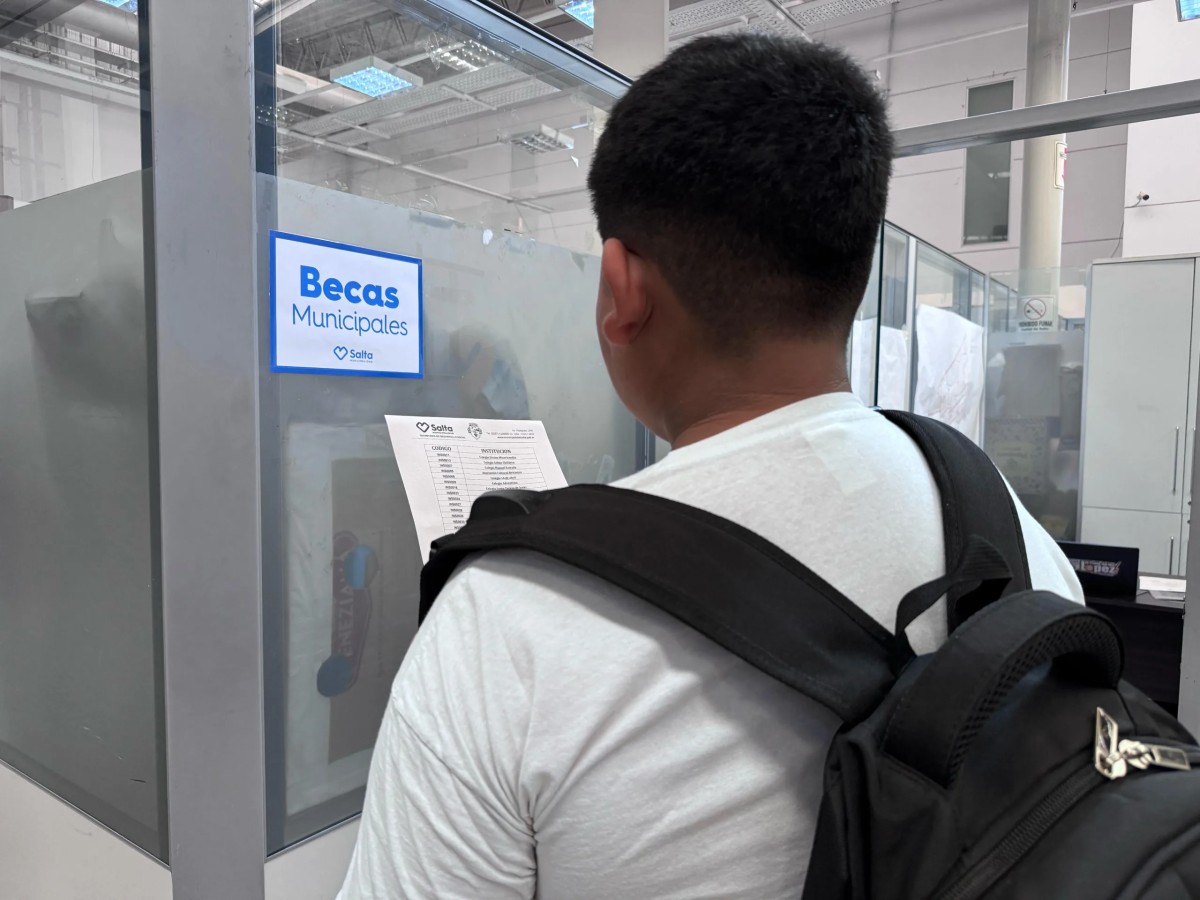 Becas municipales: Abren las inscripciones y exigen promedio mínimo de 8 para acceder al beneficio
