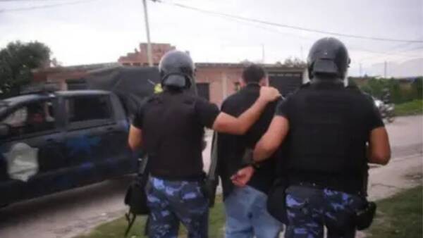 Primer homicidio del año: Piden que continúe la detención de tres imputados