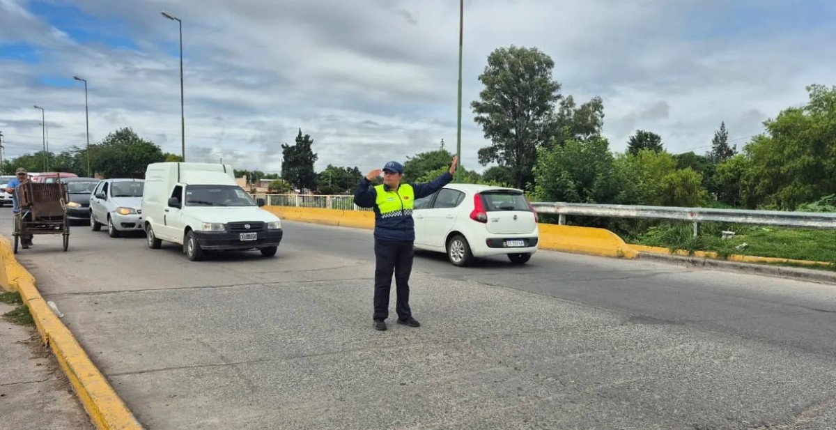 La Municipalidad reorganiza el tránsito por las obras en el puente de Santa Lucía