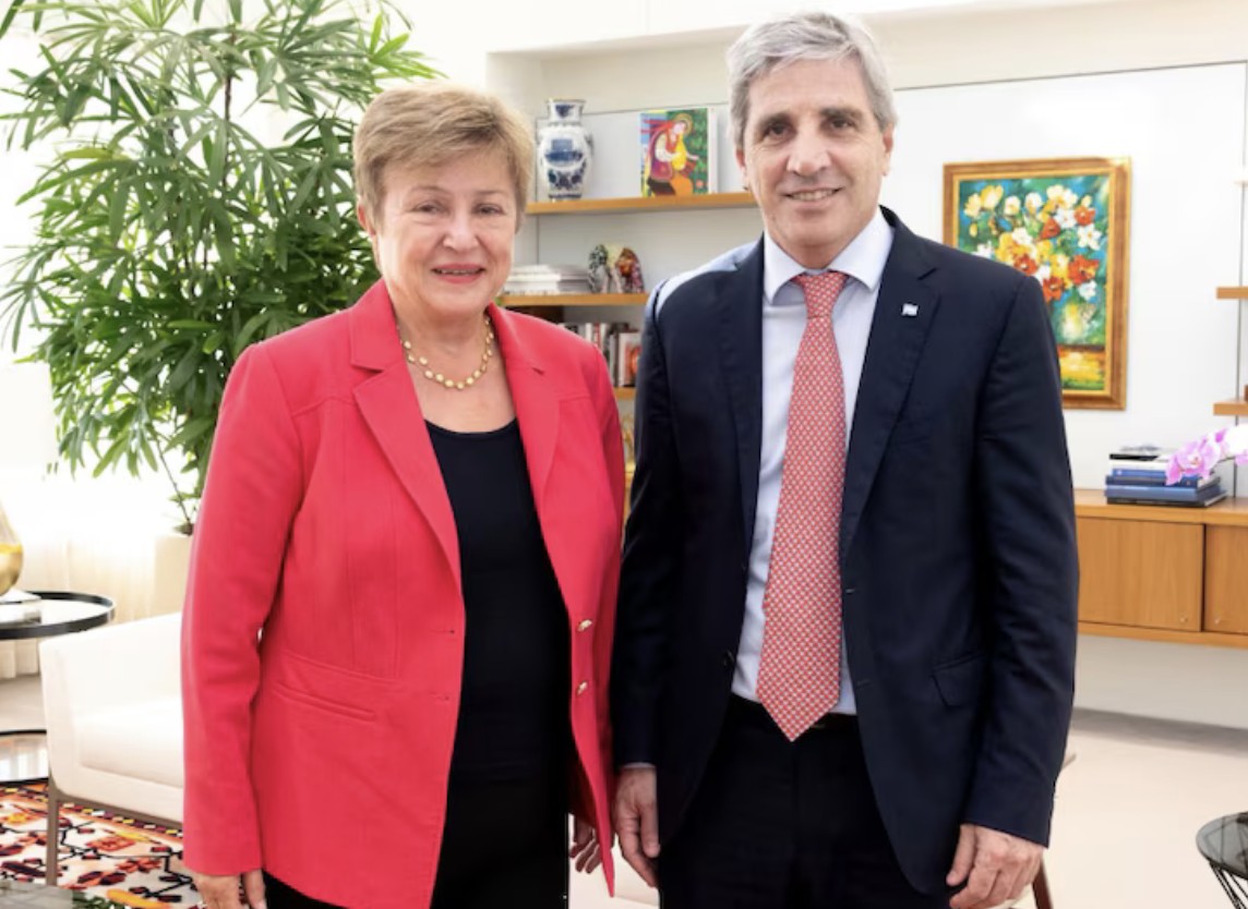 Pago al FMI: Argentina cubrirá USD 878 millones con un puente financiero de EE.UU.