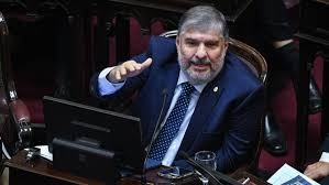 El bloque del PJ cruje en el Senado y Cristina ya no logra ordenar a los propios