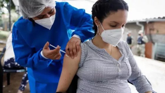 Vacunan para proteger a embarazadas y recién nacidos contra infecciones respiratorias graves