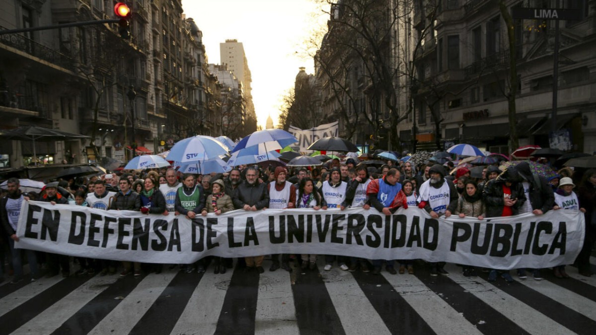 Universidades: el Gobierno intenta cambiar la ley para evitar un impacto fiscal millonario tras el fallo judicial