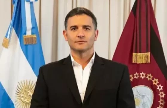 “Vamos a llevar adelante ambas funciones con un mensaje claro de austeridad”