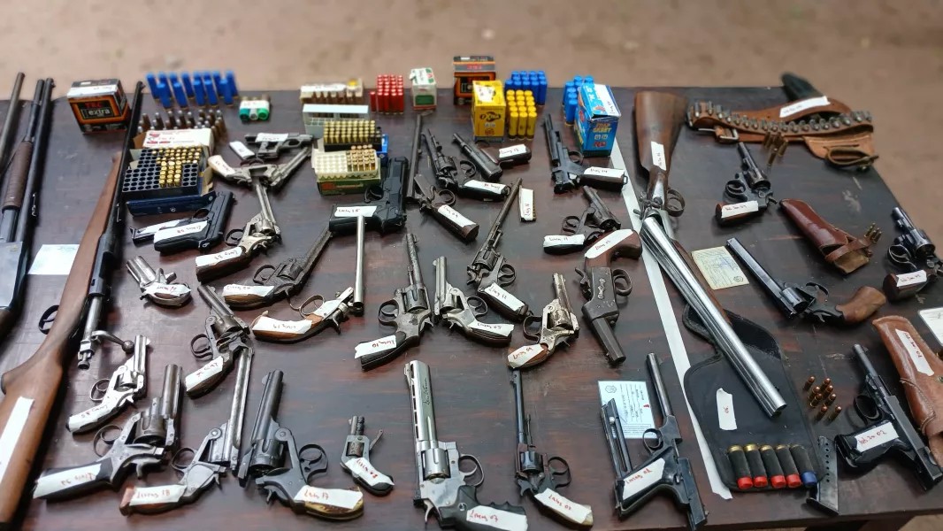 Un arsenal bajo la tierra tranquila de Chicoana