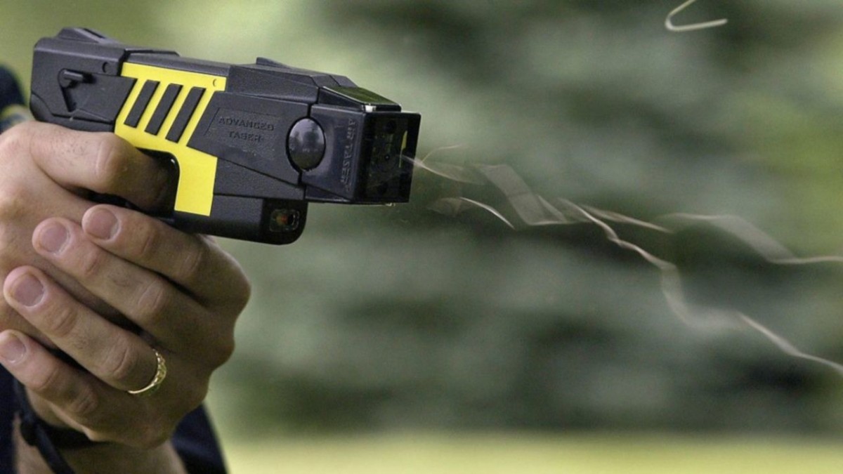 La oposición libertaria reabre el debate por las Taser en Salta