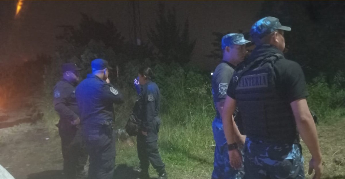 Buscan a un joven que habría sido arrastrado por la corriente en Cerrillos