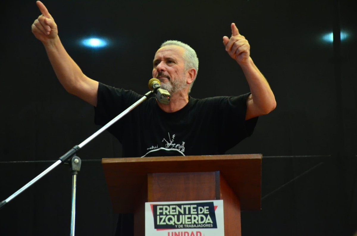 Claudio Del Plá será candidato a senador por el Frente de Izquierda en Salta