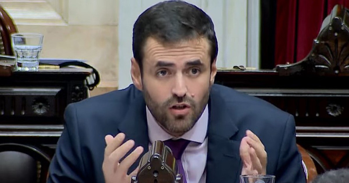 La imputación contra Estrada quedó firme en la causa que investiga el uso de recursos del Senado en campañas de desprestigio