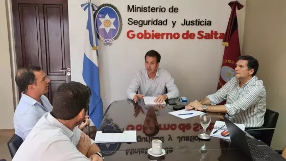 Menos burocracia: Salta apuesta por la tecnología en trámites policiales