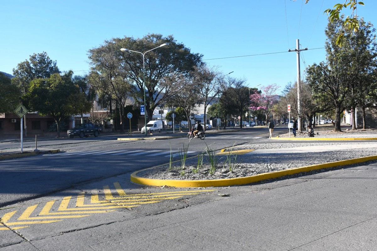Calles sin autos y con vecinos: La postal que dejó un domingo distinto en Salta
