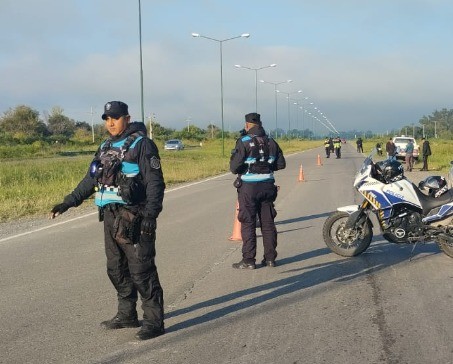 Trágico accidente en Circunvalación Sureste: Motociclista falleció y otra persona resultó herida