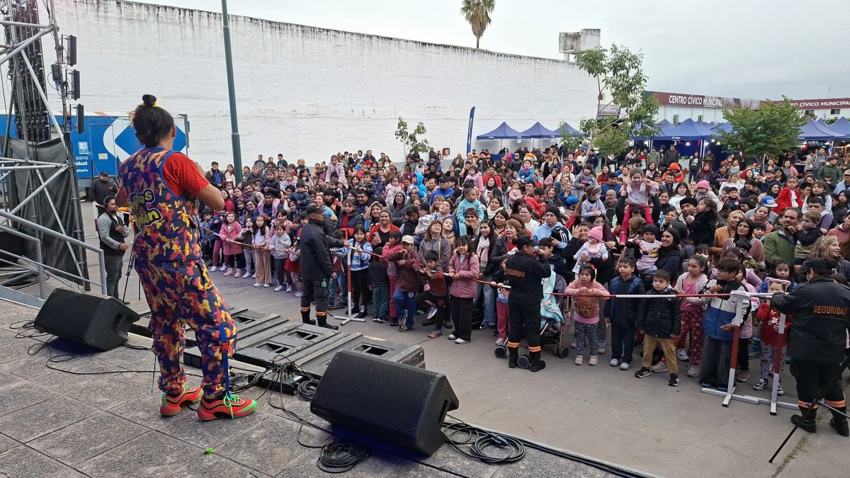 La Feria Tope arrasó en el CCM: Miles de salteños agotaron las ofertas antes del cierre