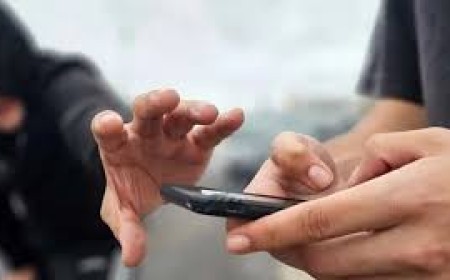 Lo tomó de la remera y le robó el celular: Imputado en Orán