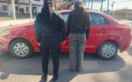 Dos mujeres en barrio El Tribuno: Recuperan auto secuestrado y secuestran otro con papeles apócrifos