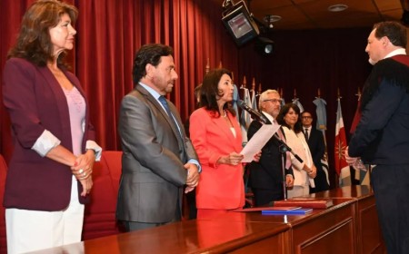 Diez Villa y Plaza juraron como jueces y la Corte de Justicia volvió a estar completa