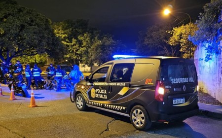 Conducta temeraria: Seis motociclistas fueron infraccionados por maniobras peligrosas en Plaza España
