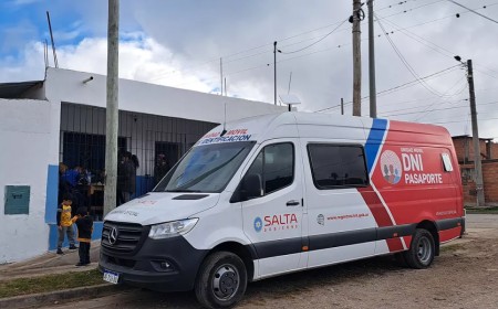 El móvil del Registro Civil atenderá en Vaqueros y en La Caldera