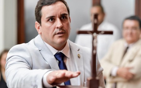 Rodrigo Quinteros y el semáforo en rojo: Una falta grave que un concejal no puede naturalizar