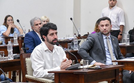 La Convención que reformará la Carta Municipal arrancó con su primera pulseada política