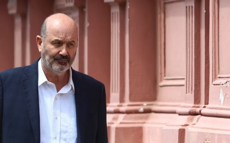 “Motosierra sin freno”: Milei acelera retiros y el recorte ya golpea a organismos clave