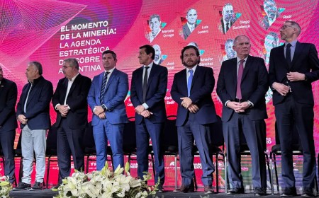 "De país con minerales a país minero": El reclamo federal de Sáenz en la cumbre Argentina Cobre 2025
