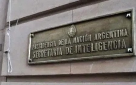 Reforma de la SIDE por decreto: La oposición prepara una ofensiva parlamentaria