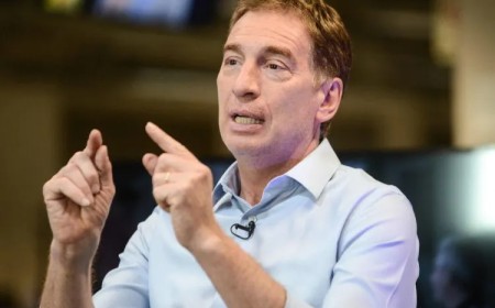 Tras la salida de Espert, el oficialismo apuesta fuerte a Diego Santilli
