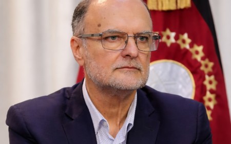“Deberíamos pagar mejor”: El IPS reconoce el reclamo de los profesionales, pero advierte que la crisis nacional limita las soluciones