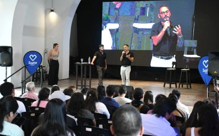 Durand encabezó la primera jornada de la “Ruta del Trabajo” con una convocatoria masiva