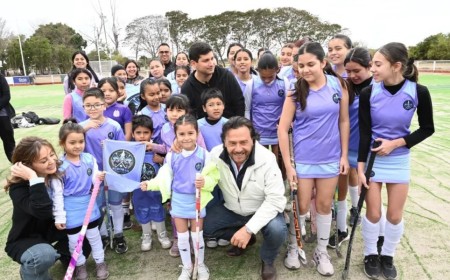 Sáenz inauguró cancha de hockey de primer nivel en Orán y benefició a más de 500 jugadores del departamento