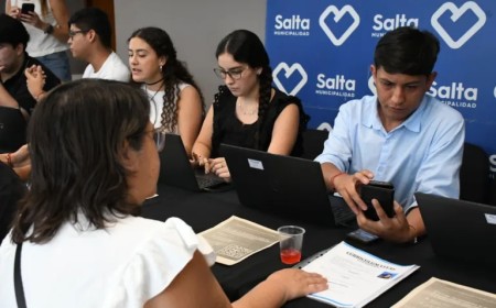 Miles de vecinos agotaron en horas la iniciativa municipal “Ruta del Trabajo”
