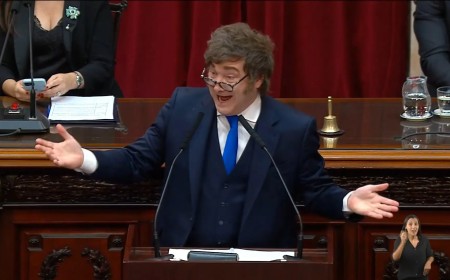 Milei abrió el año legislativo sin agenda y con la confrontación como mensaje