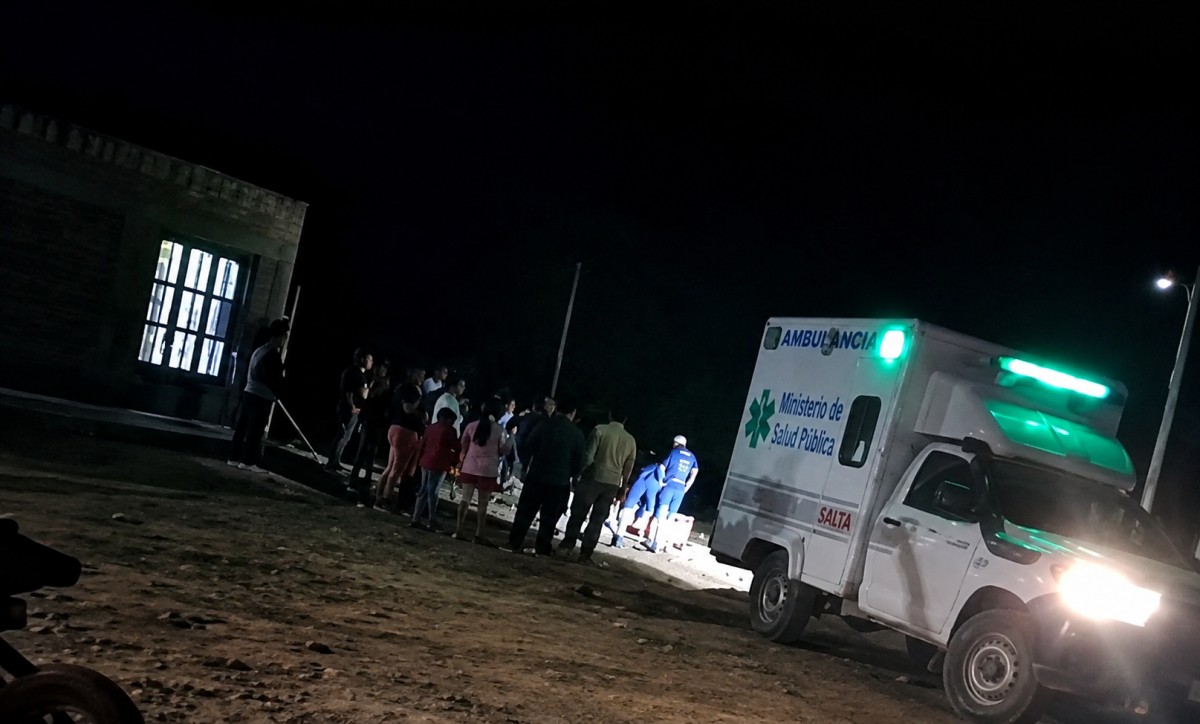 Investigan una cadena de fallas de seguridad en la muerte de dos operarios en una cámara cloacal