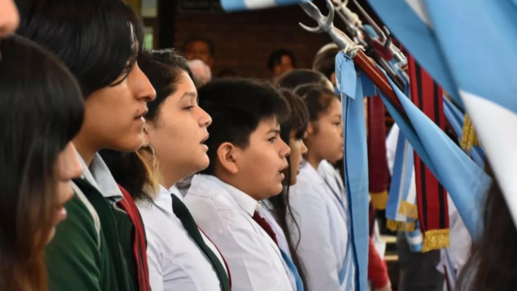 Más de 450 mil estudiantes inician el segundo semestre