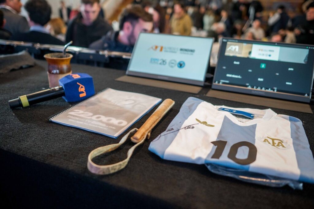 Una camiseta firmada por Messi fue subastada por $23 millones con fines solidarios