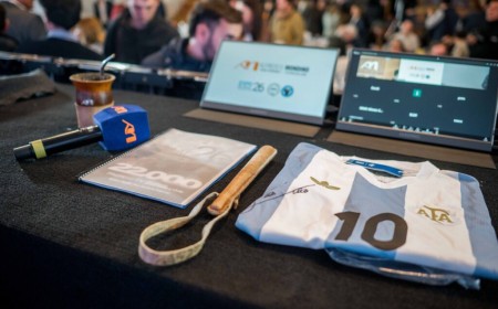 Una camiseta firmada por Messi fue subastada por $23 millones con fines solidarios