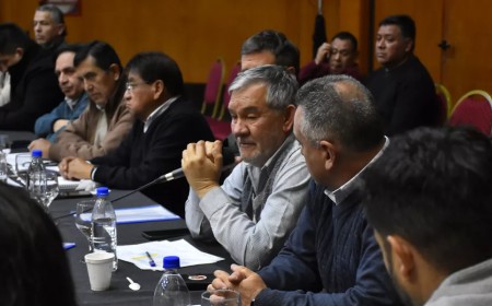 El Gobierno retomará las paritarias el lunes con mesas sectoriales y el miércoles volverá la mesa general
