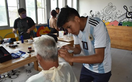 La Municipalidad lanza una escuela de peluquería con salida laboral inmediata