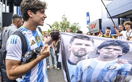 Colapinto hizo un doble sobrepaso espectacular y volvió a sumar en la F1