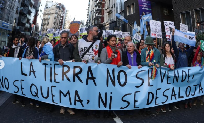 Disturbios frente al Congreso: 12 detenidos durante la protesta contra la ley de tierras