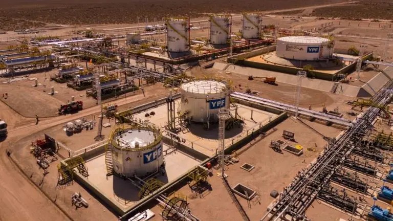 Argentina se acerca al millón de barriles de petróleo por día