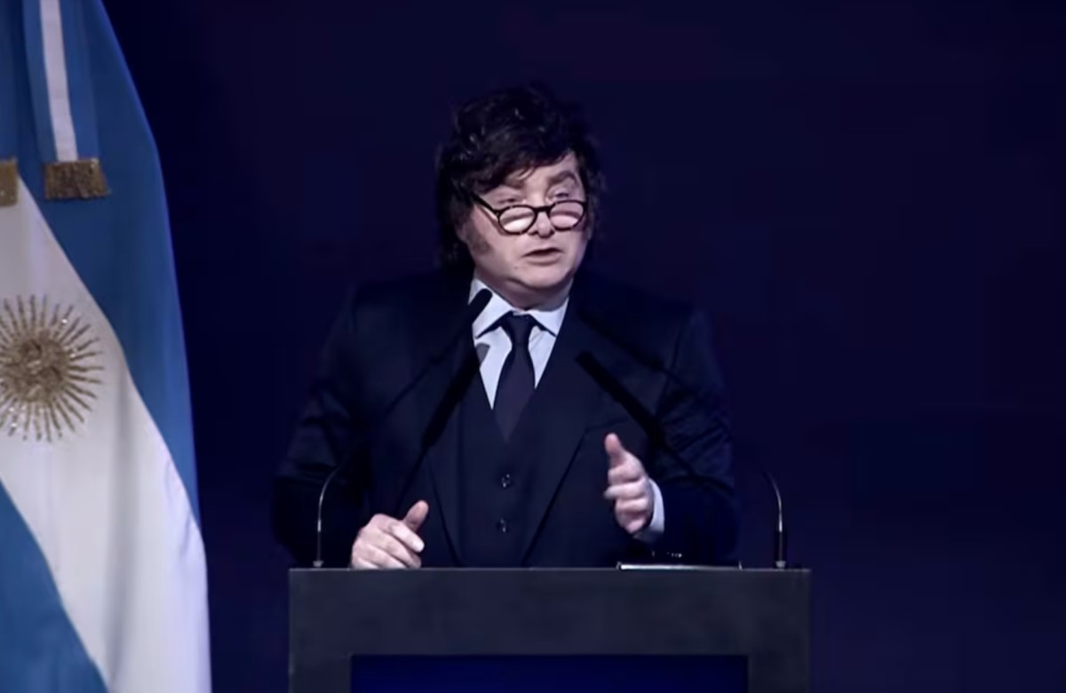 Milei negocia con la política para sostener el ajuste