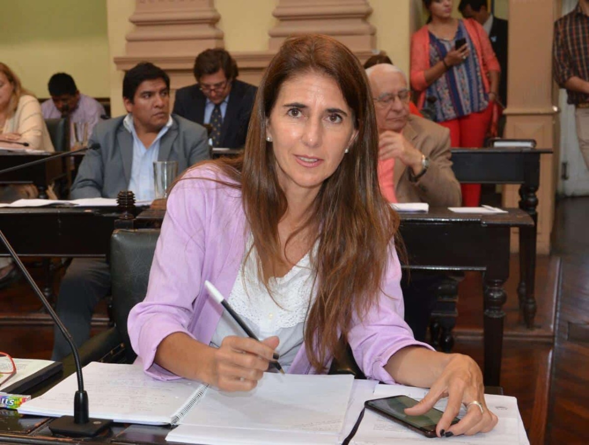 “No existe un opositor que pueda competir con Sáenz”